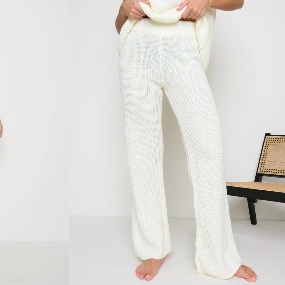 Pretty Lavish Arden Fisherman Knit Trousers cream